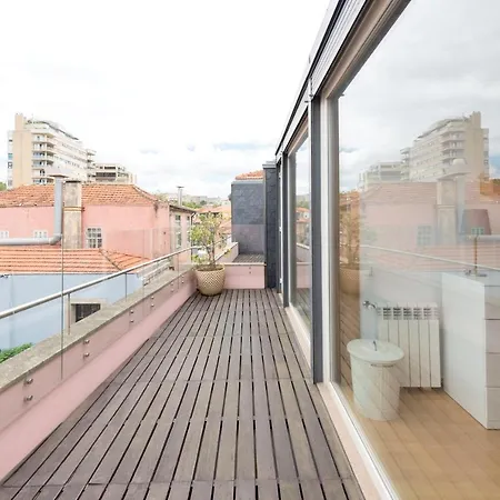 Apartment Between River And Sea *