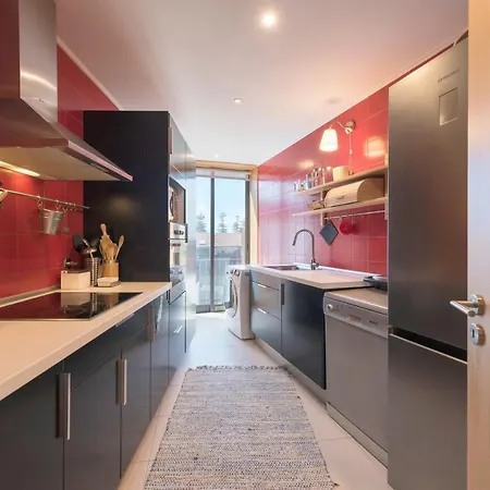 Between River And Sea